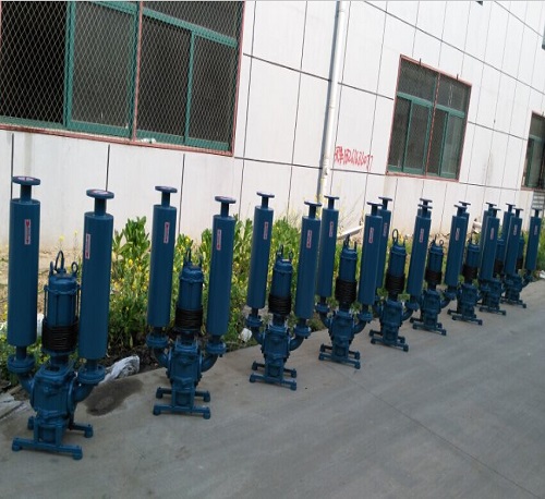 魯氏沉水風(fēng)機(jī)出貨現(xiàn)場 魯氏沉水風(fēng)機(jī)出貨現(xiàn)場